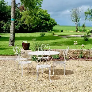 https://dependance-dune-tour-medievale-du-xivsiecle.midi-pyreneeshotels.com